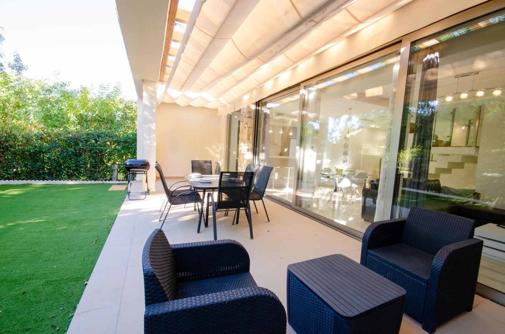 Villa Paradise Beach Вильяхойоса Экстерьер фото